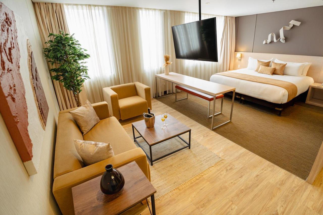 Shg Liv Zona G Hotel Bogota Exterior photo